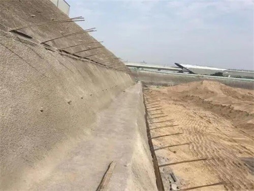 高港河道边坡加固